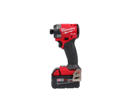Atornillador de Impacto 1/4" M18 FUEL™ MILWAUKEE® (2953-22)
