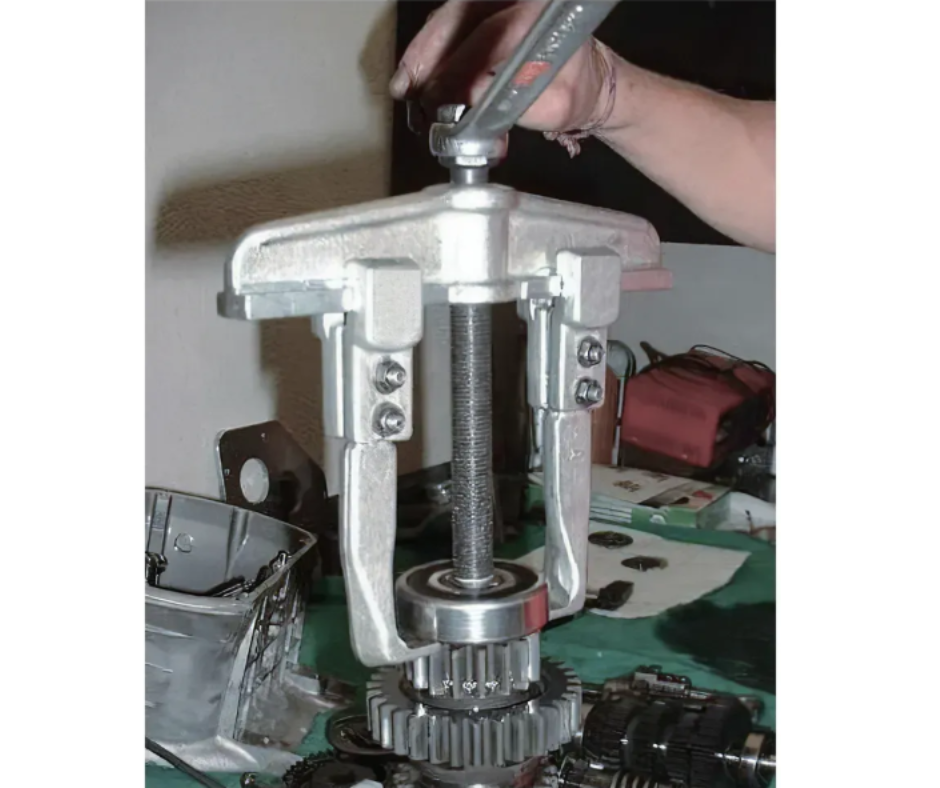 Extractor mecanico de 2 garras 200 MM. Cap. 5 Tn. ''FORCE'' (TAIWAN)