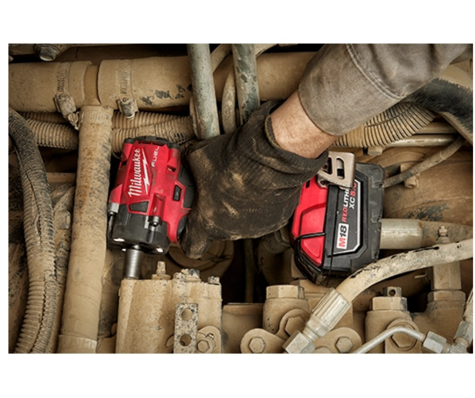 Llave de Impacto Compacta M18 FUEL™ de 1/2" con Anillo de Fricción (Modelo 2855-20)